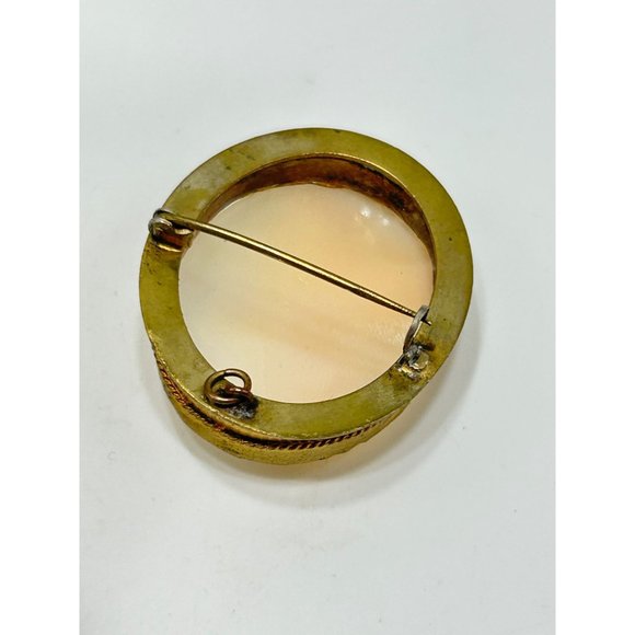 Vintage Genuine Carved Shell Cameo Pin Brooch Pendant Right Facing Lady Profile - Picture 5 of 6